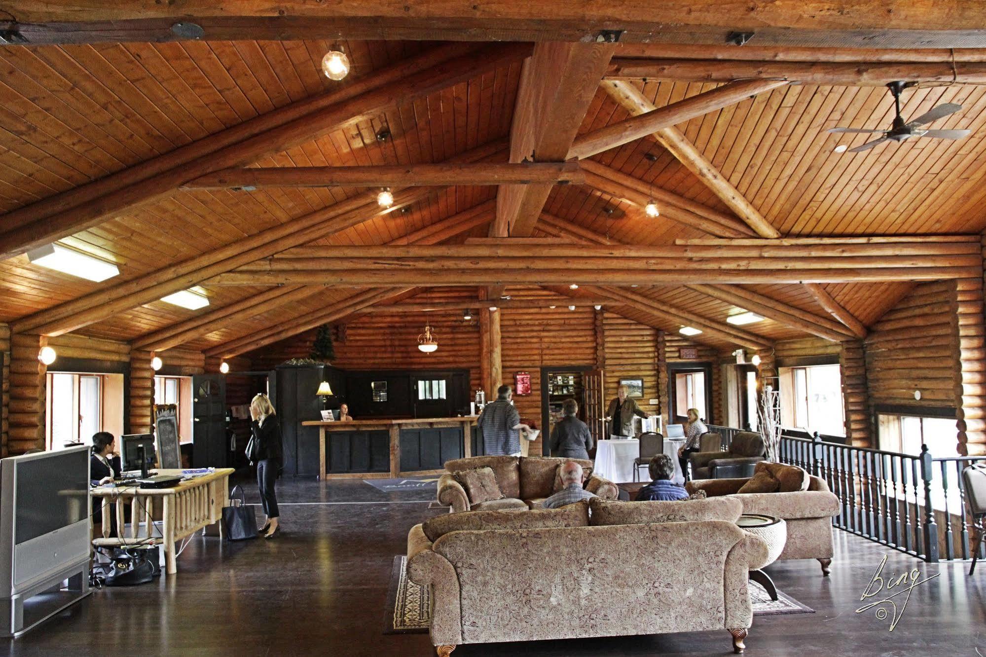 Banff Gate Mountain Resort Κάνμορ Εξωτερικό φωτογραφία