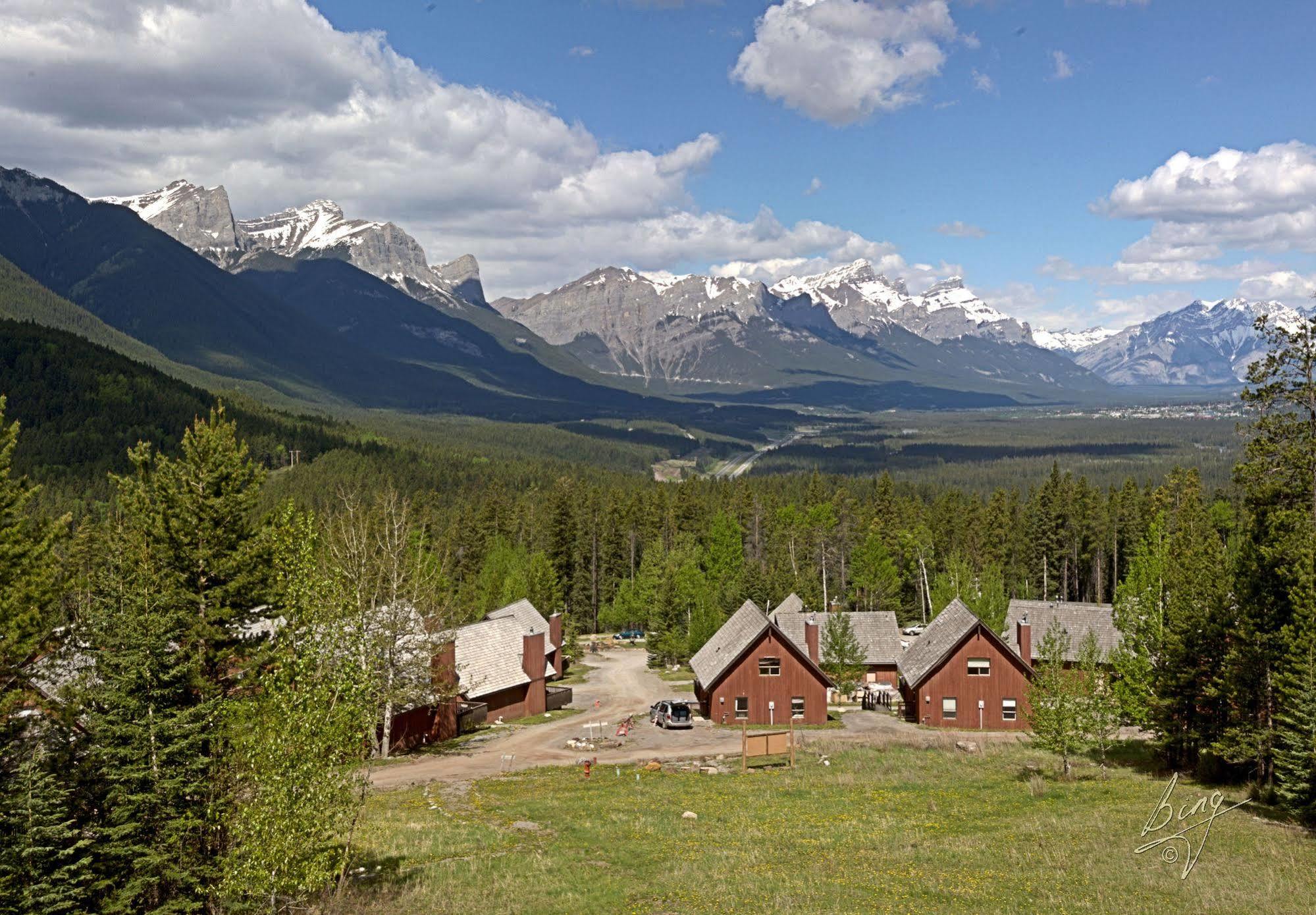 Banff Gate Mountain Resort Κάνμορ Εξωτερικό φωτογραφία